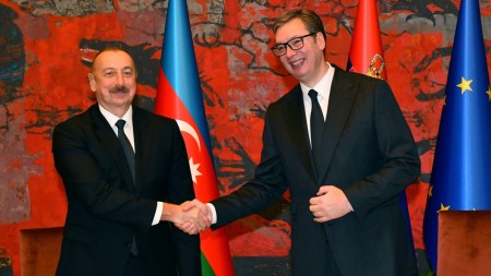 Vuçiç İlham Əliyevi təbrik etdi