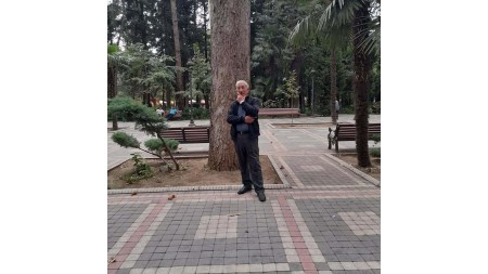 DÖYÜŞÇÜ YAZIÇI