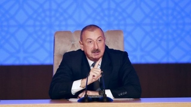 "Yerlərdən gələn siqnallar yoxlanılır" - Məmurlara xəbərdarlıq