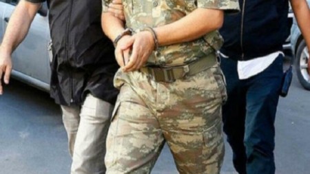 Müdafiə Nazirliyinin sabiq idarə rəisinin cəzası azaldılıb