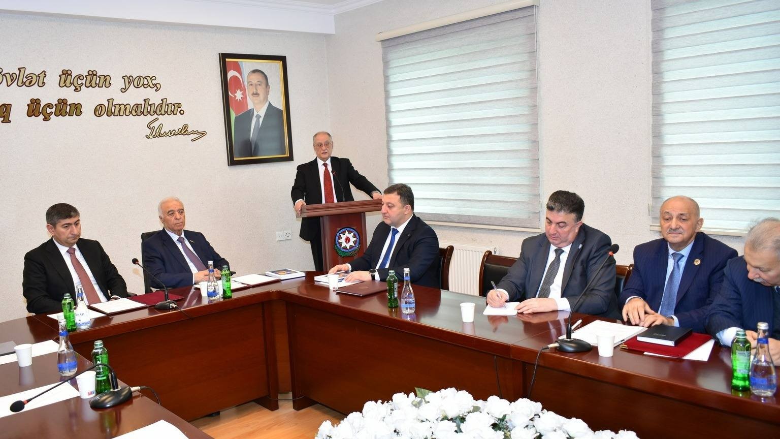 Yasamalda ağsaqqallıq institutu yenilənir: Fuad Məmmədov rayon Ağsaqqallar Şurasının sədri seçildi