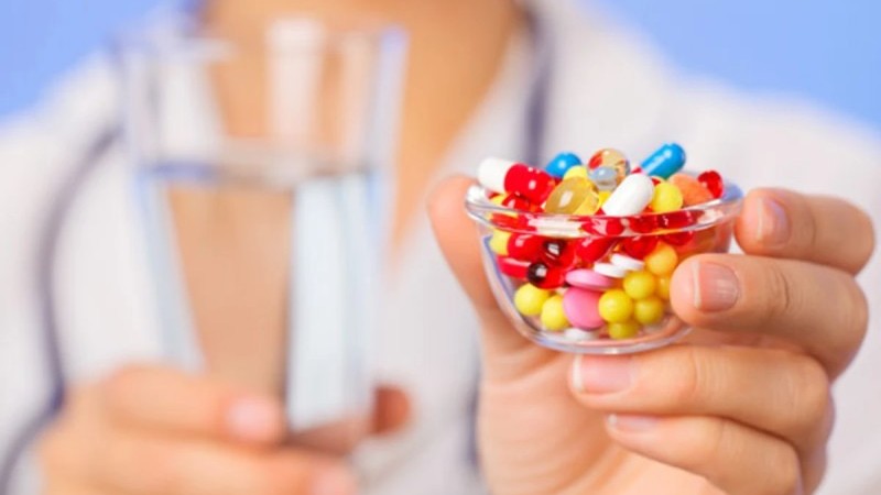 Nazirlik dərmanların əlavə təsirləri ilə bağlı onlayn məlumat imkanlarını açıqladı