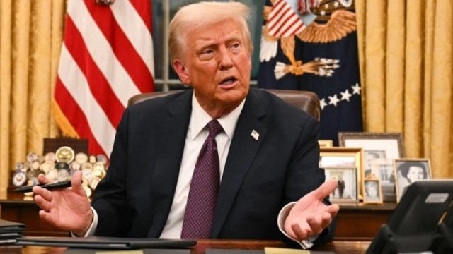 Niki Minaj transfobiya, Donald Tramp və immiqrant "casusları" haqqında geniş ümumiləşdirmələr edir