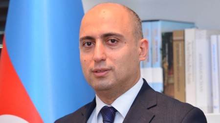 Emin Əmrullayev BƏƏ-də Dünya Hökumət Sammitində iştirak etdi