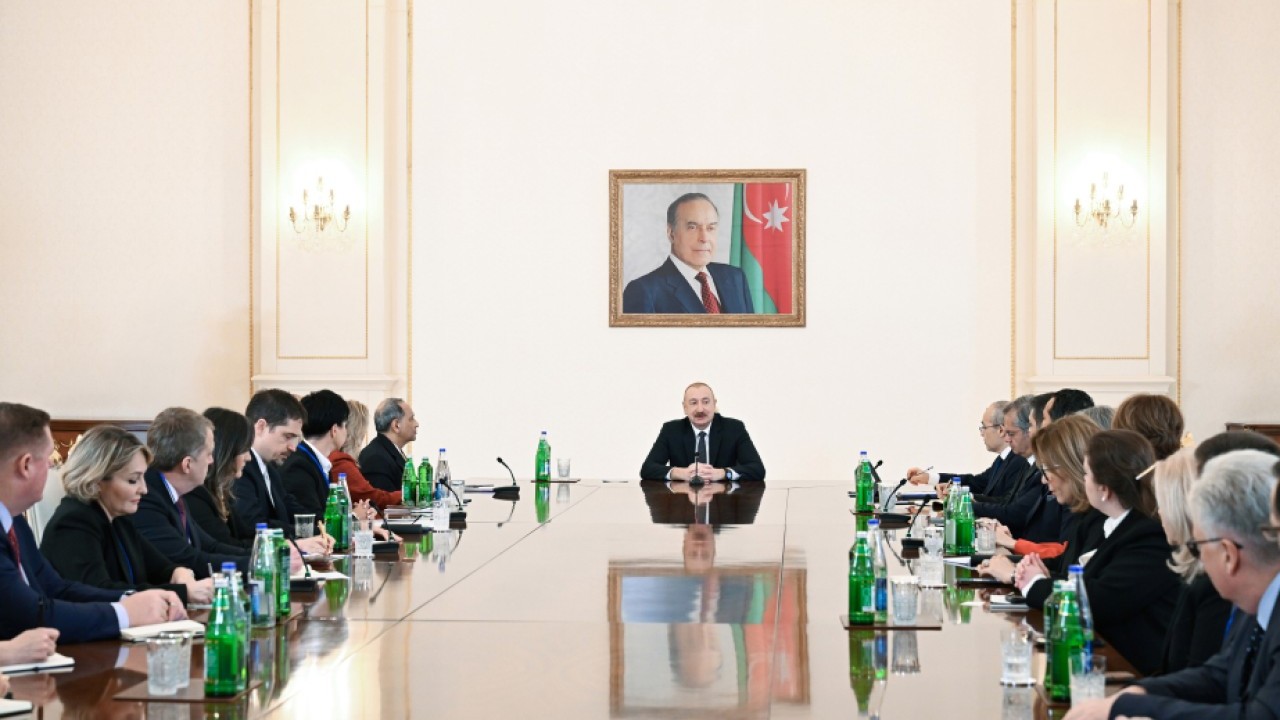 İlham Əliyev ABŞ Ticarət Palatasının nümayəndə heyətini qəbul etdi