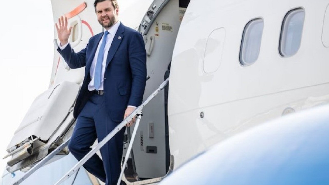 ABŞ-nin vitse-prezidenti İrəvandadır