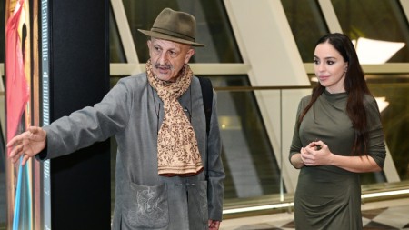 Leyla Əliyeva "Yüksələn işıq" sərgisini ziyarət etdi - FOTOLAR