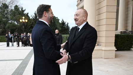 Prezident Venslə görüşündən video paylaşdı