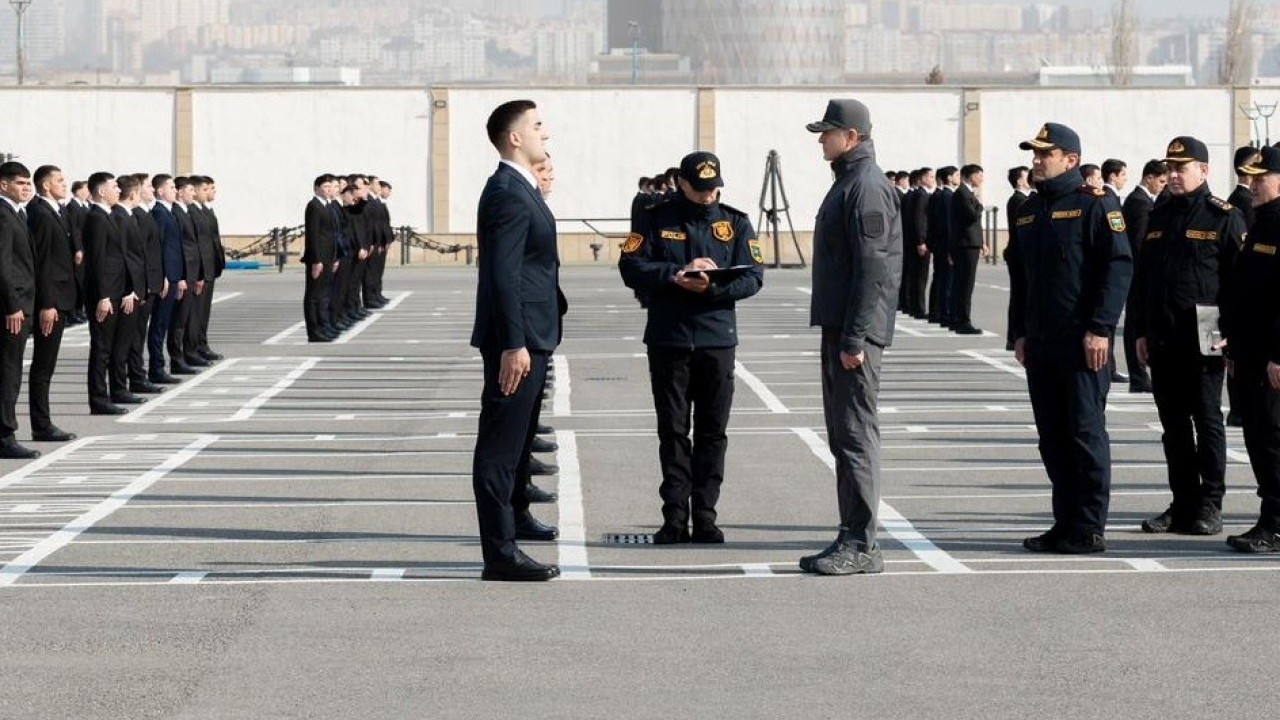 Vilayət Eyvazov sıra baxışı keçirdi - 14 nəfər müharibə iştirakçısı polisə qəbul olundu - VİDEO