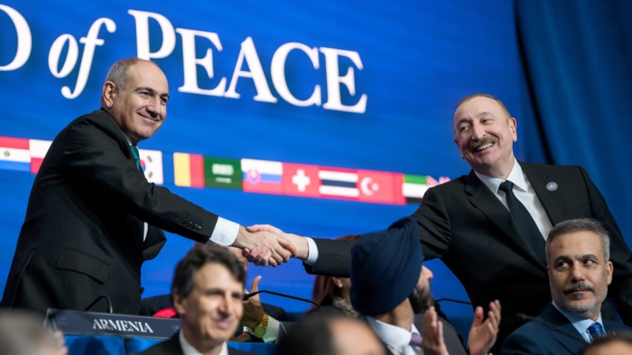 Prezident "Sülh Şurası"nın ilk iclası ilə bağlı paylaşım etdi - VİDEO