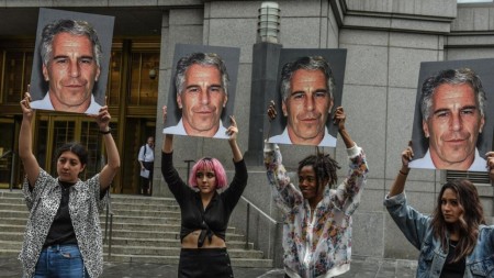 Epşteyn işində zorakılağa məruz qalan qadınlara pul ödəniləcək