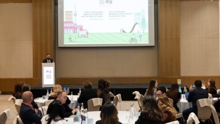 Media nümayəndələri üçün WUF13 haqqında məlumatlandırma sessiyası keçirildi - FOTOLAR