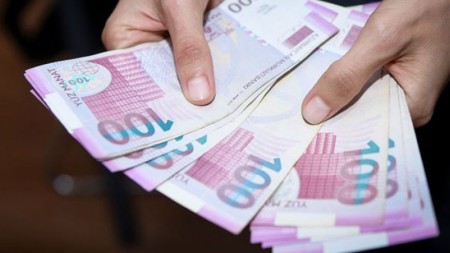 Azərbaycanda bu şəxslərin maaşı artırılacaq