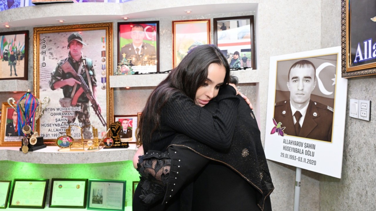 Leyla Əliyeva Vətən Müharibəsi Qəhrəmanının ailəsini ziyarət etdi - VİDEO + FOTOLAR