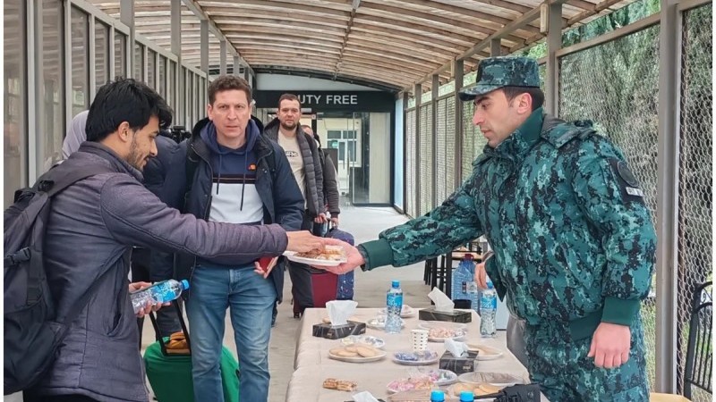 Azərbaycan vasitəsilə İrandan 615 nəfər təxliyə olunub