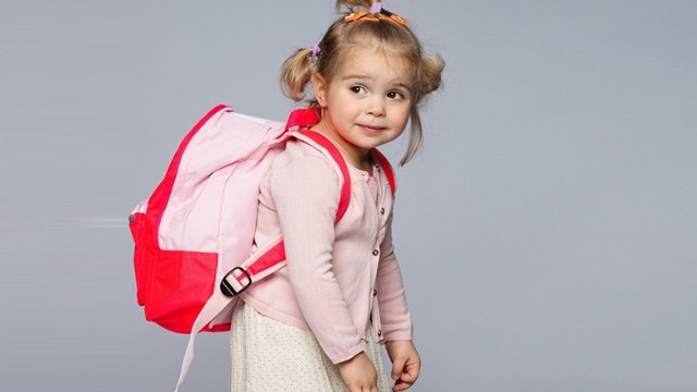 Şagirdlərin çanta yükünün azaldılması təklif olunur