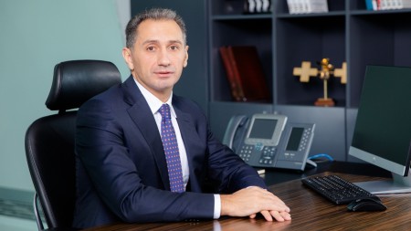 Rəşad Nəbiyevin müavinlərinin sayı artırıldı