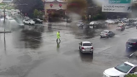 Paytaxt yollarında son vəziyyət açıqlandı - FOTOLAR 