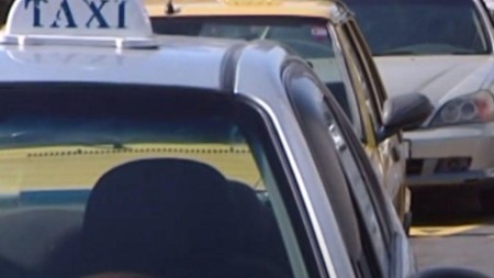 Sabah taksi sürücüləri imtahan verəcək 