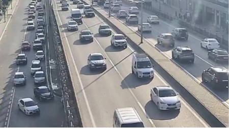 Bu yollarda tıxac var - SİYAHI