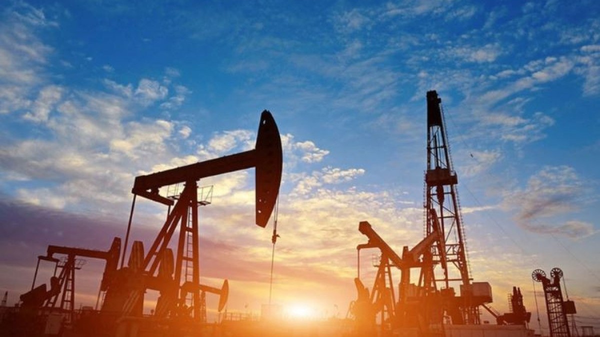 Azərbaycan nefti bahalaşdı 