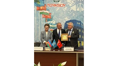 Türk Dünyasının söz zirvəsi: Sabir Rüstəmxanlıya verilən dəyərin təntənəsi 