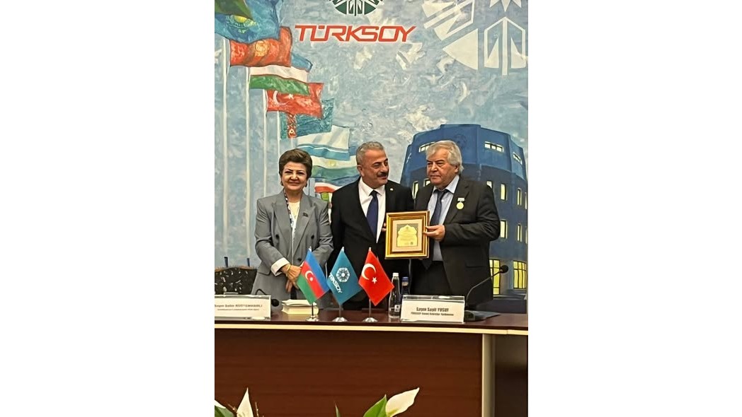 Türk Dünyasının söz zirvəsi: Sabir Rüstəmxanlıya verilən dəyərin təntənəsi 