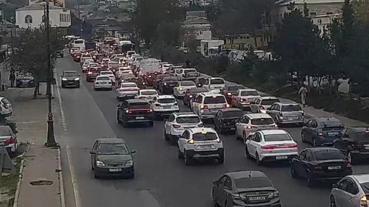 Bakının bu yollarında tıxac var - SİYAHI