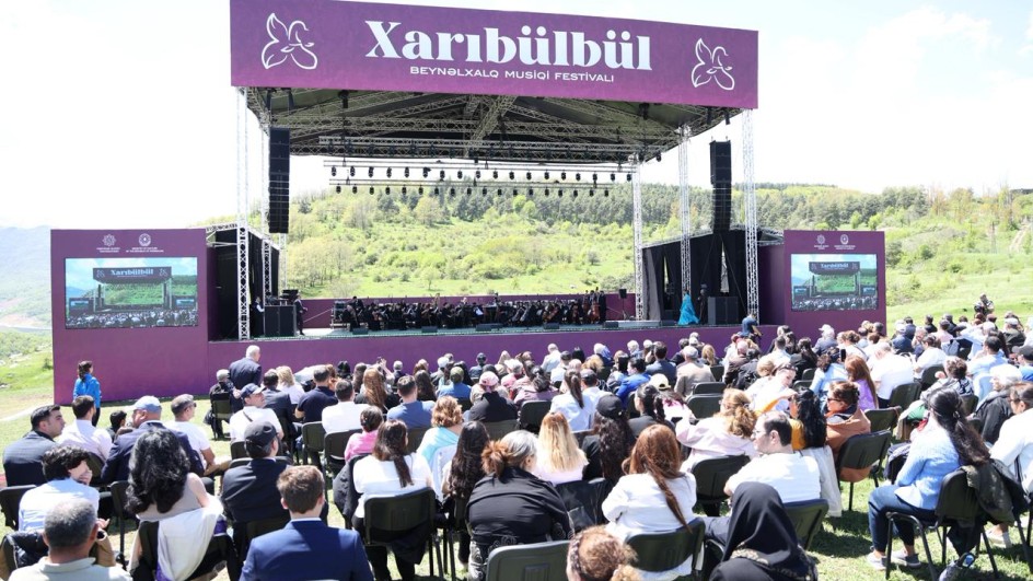 Şuşada “Xarıbülbül” IX Beynəlxalq Musiqi Festivalı başladı 