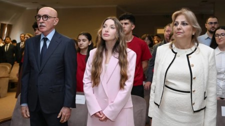 Alena Əliyeva “Zəkaların mübarizəsi II” olimpiadasının final mərhələsində - FOTOLAR