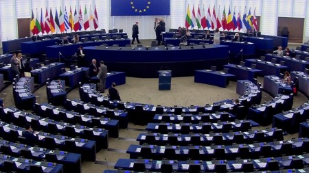 Avropa Parlamentinin deputatları qurumun Azərbaycanla bağlı siyasətini tənqid ediblər