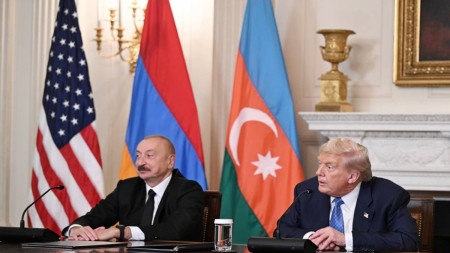 Tramp: Bu ay sülh üzrə məhsuldar müzakirələri səbirsizliklə gözləyirik