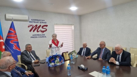 Əməkdar jurnalist Əminə Yusifqızının 75 illik yubileyi qeyd edildi