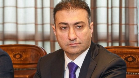 TƏBİB-in rəhbəri daha iki vəzifəli şəxsi işdən çıxardı