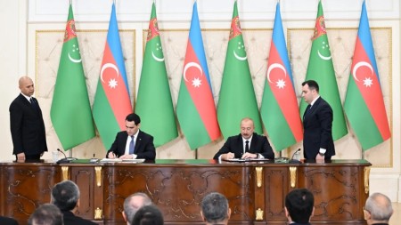 Azərbaycan-Türkmənistan sənədləri mübadilə olunub