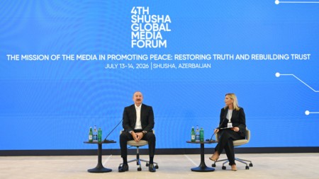 İlham Əliyev IV Şuşa Qlobal Media Forumunun açılışında iştirak edir - YENİLƏNİB + CANLI