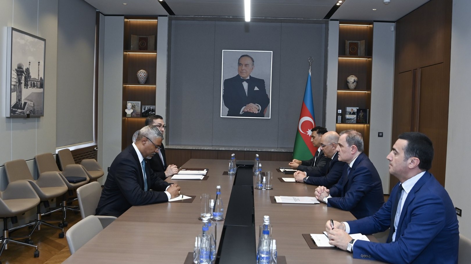 Ceyhun Bayramov ÜGT-nin baş katibi ilə görüşüb