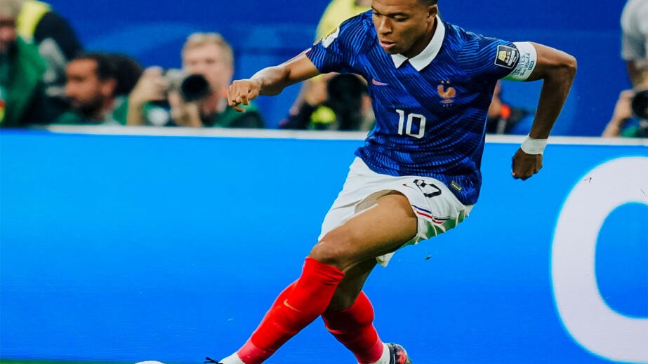 Kilian Mbappe "Qızıl buts" qazandı
