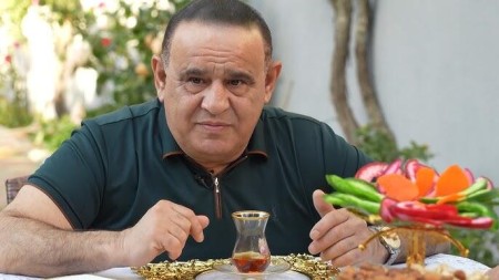 Tacir Şahmalıoğlu Bakını tərk edir