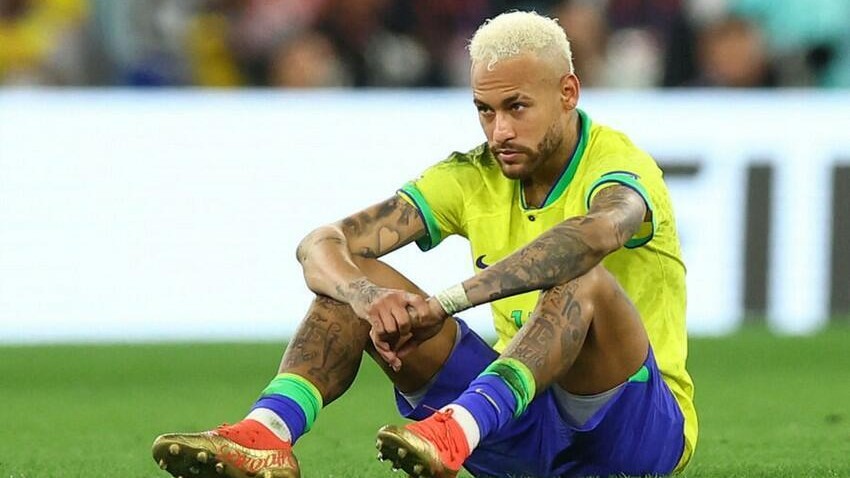 Neymar tənqidlərə sərt cavab verdi