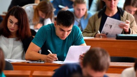 Universitetlərə ixtisas seçiminin vaxtı açıqlandı