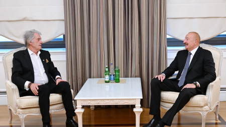 İlham Əliyev Viktor Yuşenko ilə görüşüb