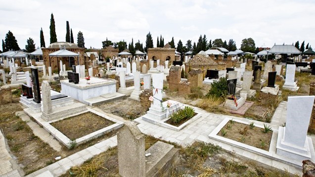Salyanda qəbiristanlıqda Bakı sakininin meyiti tapıldı