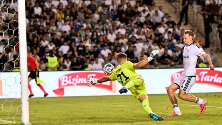 “Qarabağ” “Tvente” ilə həlledici oyuna çıxır