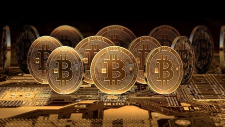 Bitcoin və əsas kriptovalyutalar bahalaşdı