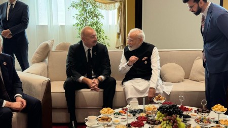Prezident Bişkekdə Hindistan Baş naziri ilə söhbət etdi - FOTOLAR