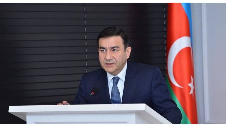 Prezidentin təltif etdiyi professor kimdir? - DOSYE