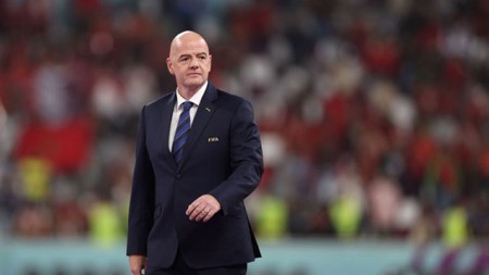 FIFA prezidenti Azərbaycana gəldi