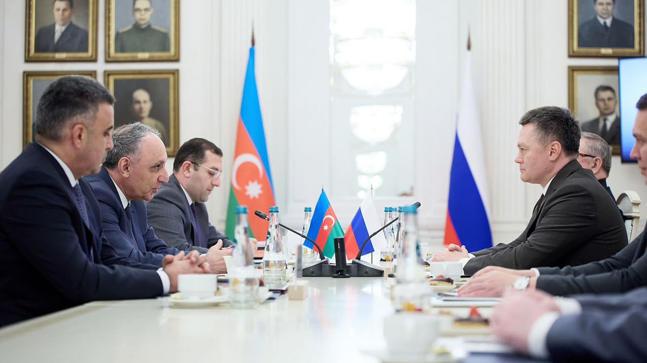 Kamran Əliyev Rusiya Ali Məhkəməsinin sədri ilə görüşdü 