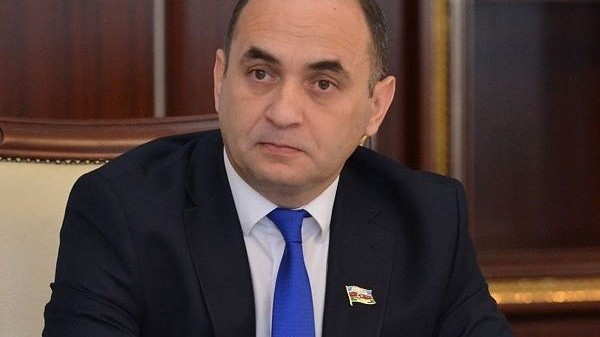 "Azərbaycanda ailə dəyərləri tənəzzülə doğru gedir" - Deputat